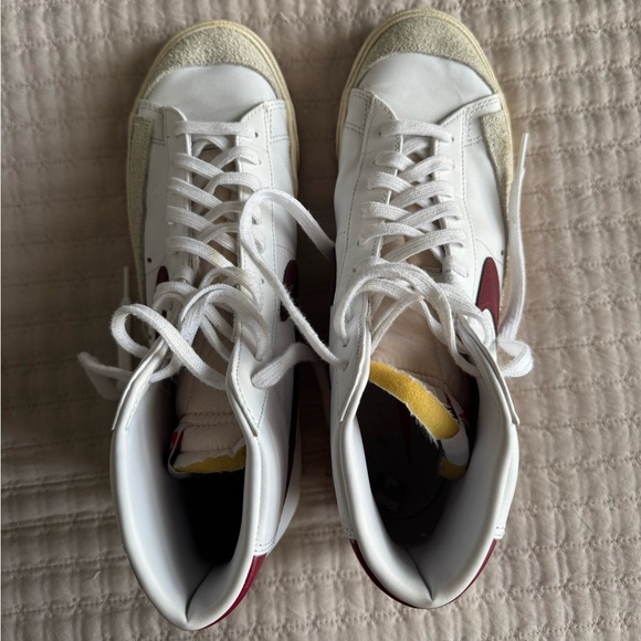 Nike Blazer Mid GS \'77 trainers - white and team red worn without box
